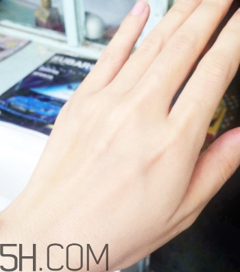 巧迪尚惠妝前乳好用嗎？巧迪尚惠妝前乳評測