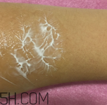 露得清身體乳多少錢？露得清身體乳貴不貴？