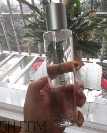 露得清保濕亮膚液怎么樣？露得清保濕亮膚液好用嗎？