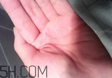 露得清保濕亮膚液怎么樣？露得清保濕亮膚液好用嗎？