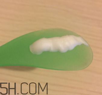 露得清綿密洗面奶怎么樣？露得清綿密洗面奶好用嗎？