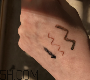 露得清卸妝水好用嗎？露得清卸妝水怎么樣？