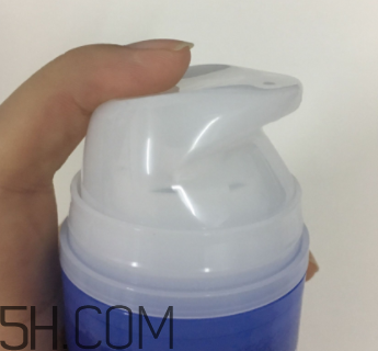 露得清洗卸潔顏露怎么用？露得清洗卸潔顏露好用嗎？