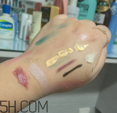 露得清洗卸潔顏露怎么樣？露得清洗卸露能卸干凈嗎？