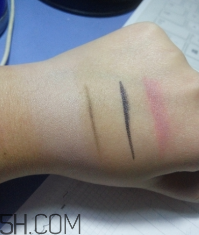 露得清洗卸潔顏露怎么樣？露得清洗卸露能卸干凈嗎？