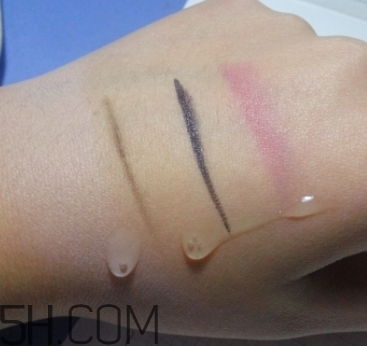 露得清洗卸潔顏露怎么樣？露得清洗卸露能卸干凈嗎？