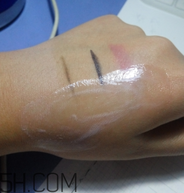 露得清洗卸潔顏露怎么樣？露得清洗卸露能卸干凈嗎？