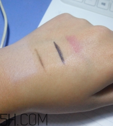 露得清洗卸潔顏露怎么樣？露得清洗卸露能卸干凈嗎？