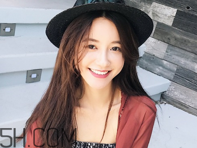 多大可以用洗面奶？用清水洗臉好還是用洗面奶好？