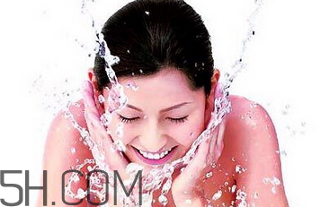 哪種洗面奶最好用？洗面奶的挑選方法