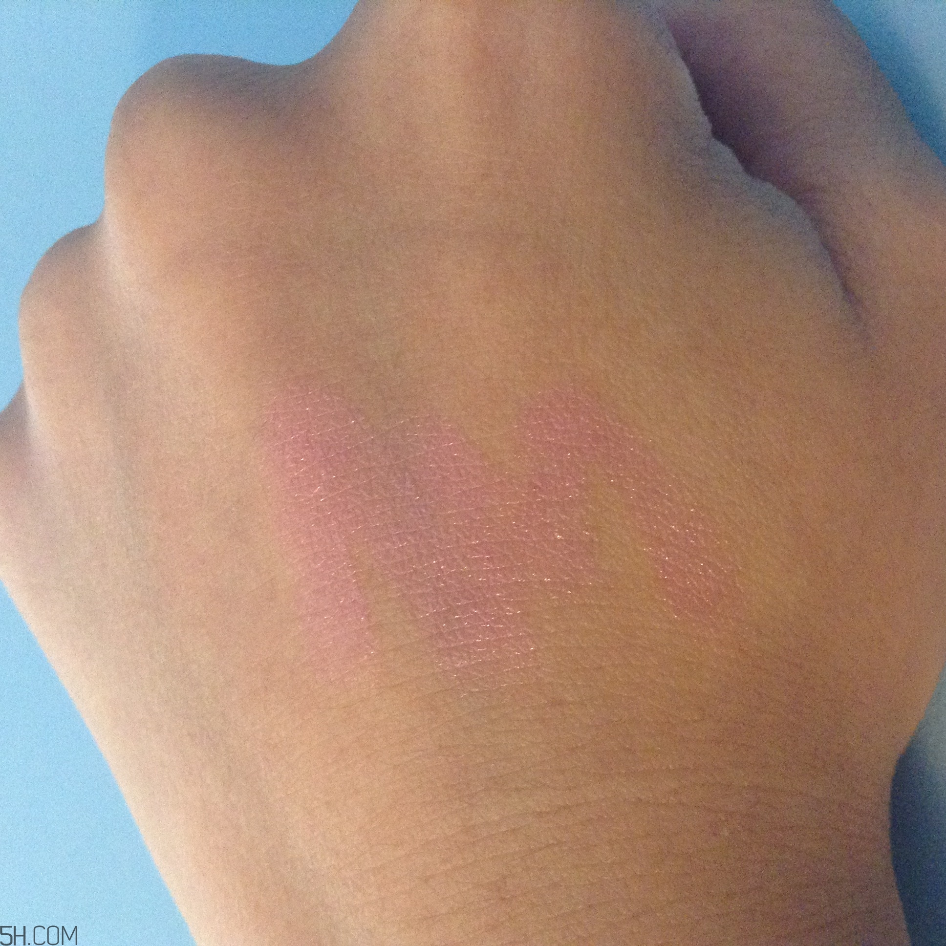 防曬唇膏有必要嗎 防曬唇膏哪個牌子好 防曬唇膏有必要嗎 防曬唇膏哪個牌子好