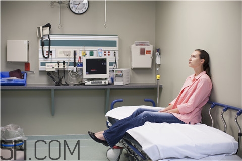 紅眼病可以用紅霉素軟膏嗎？紅眼病可以用哪些藥膏？