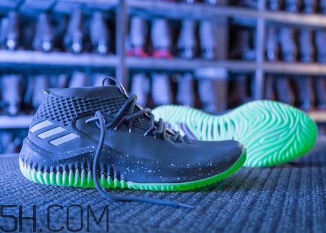 adidas dame 4 glow in the dark多少錢_實物上腳效果 adidas dame 4 glow in the dark多少錢_實物上腳效果