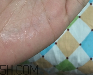 瑪茜化妝品好用嗎？瑪茜化妝品好用嗎