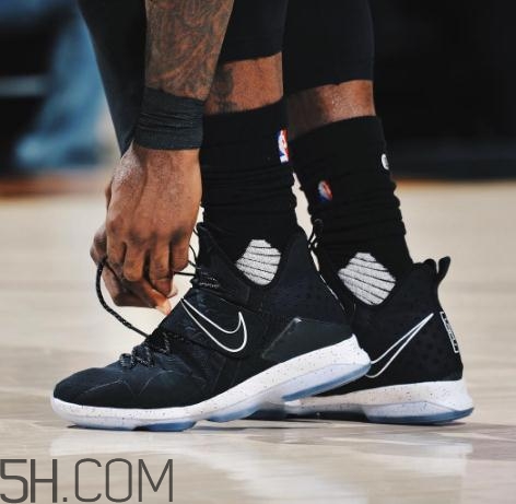 籃球鞋可以當跑步鞋嗎？籃球鞋適合跑步嗎？