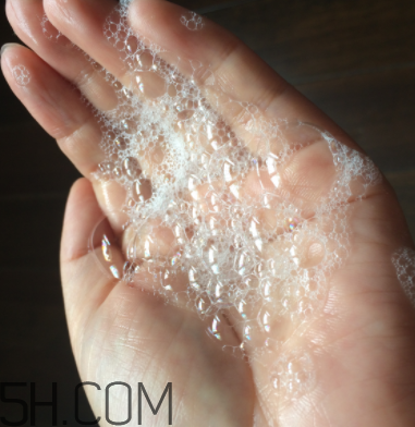 小蜜蜂寶寶洗發(fā)露怎么樣？小蜜蜂寶寶洗發(fā)露好用嗎？