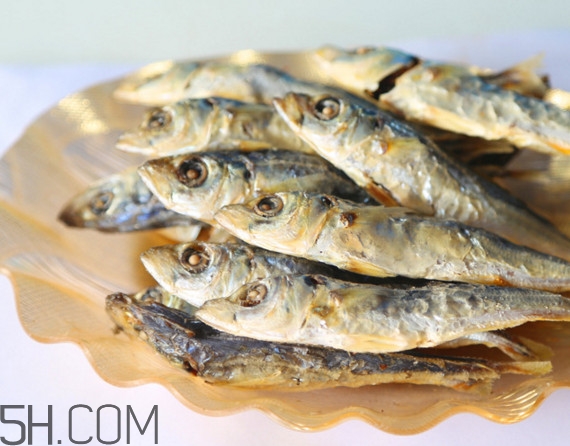 咸魚是不是海鮮？咸魚是不是咸水魚？