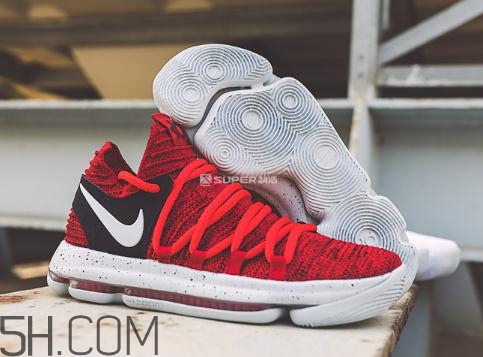 籃球鞋鞋底硬怎么辦？籃球鞋什么底最耐磨？