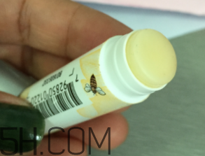 小蜜蜂細(xì)致修護(hù)唇膏怎么樣？好用嗎？