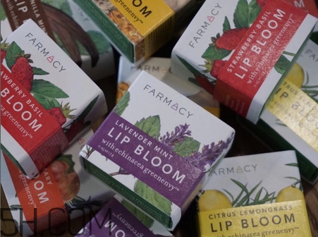 lamer海藍(lán)之謎唇膏和farmacy唇膏哪個好_評測對比