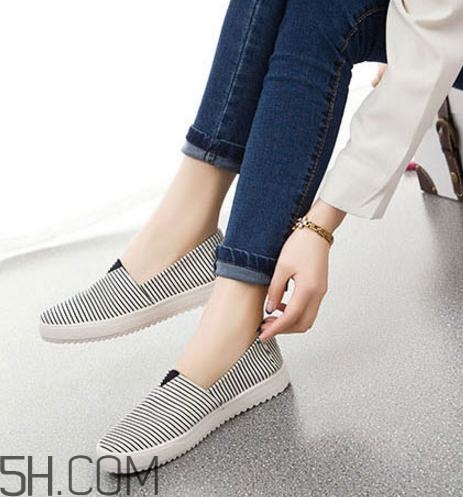 布鞋可以水洗嗎？布鞋能放洗衣機(jī)洗嗎？