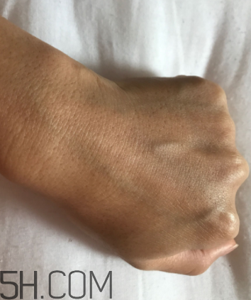 小蜜蜂潤膚露怎么樣？小蜜蜂潤膚露好用嗎？