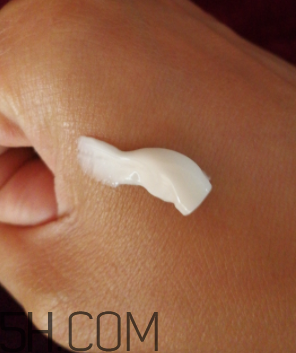 小蜜蜂潤膚露多少錢？小蜜蜂潤膚露貴不貴？