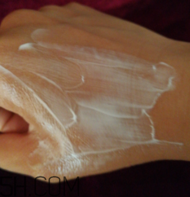 小蜜蜂潤膚露多少錢？小蜜蜂潤膚露貴不貴？