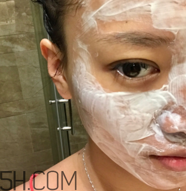 小蜜蜂水洗面膜敷多長(zhǎng)時(shí)間？小蜜蜂水洗面膜用法