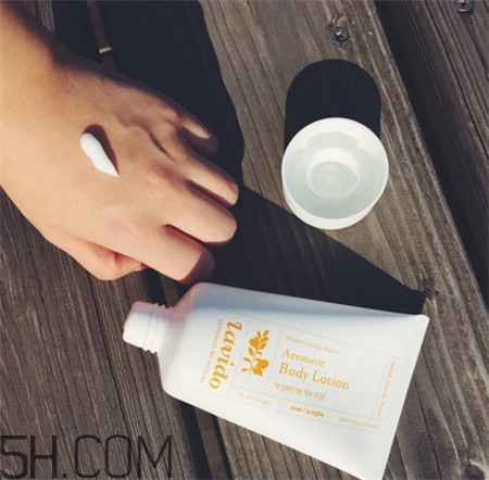 lavido身體乳好用嗎_lavido身體乳評(píng)測(cè) lavido身體乳好用嗎_lavido身體乳評(píng)測(cè)