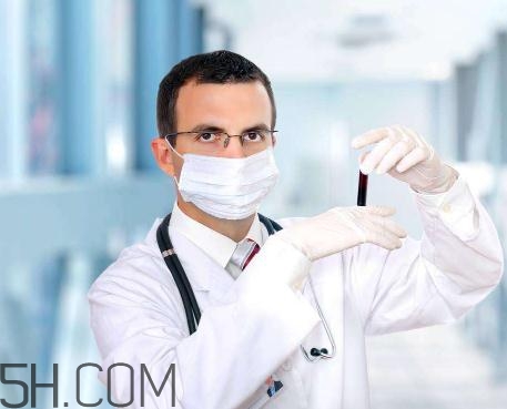 精索靜脈曲張可以穿牛仔褲嗎？精索靜脈曲張可以泡腳嗎？