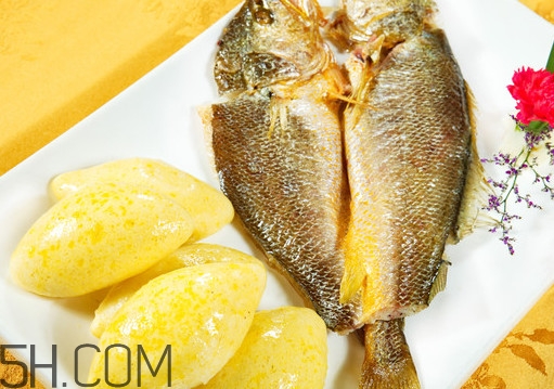 咸魚要泡多久？咸魚用冷水泡好還是熱水泡好