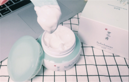 雪花秀凝脂玉面膜怎么樣?雪花秀凝脂玉面膜功效 雪花秀凝脂玉面膜怎么樣?雪花秀凝脂玉面膜功效