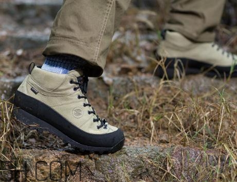 登山鞋要買大一碼嗎？登山鞋會越穿越大嗎？