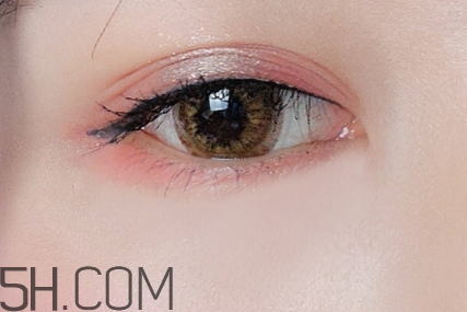 維尼小熊眼影好用嗎？維尼小熊眼影色號(hào)試色