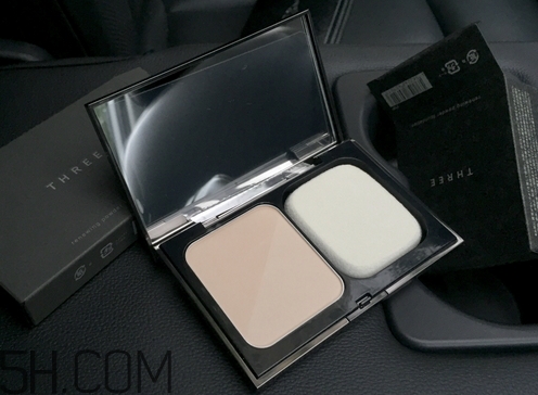 資生堂granas pf粉餅和three分時段粉餅哪個好? 資生堂granas pf粉餅和three分時段粉餅哪個好?