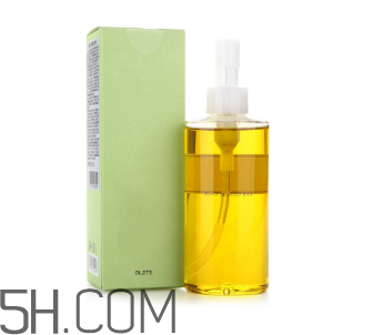 怎么用卸妝油不傷皮膚？卸妝油使用注意事項(xiàng)