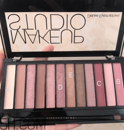 sivanna思薇娜眼影怎么畫？sivanna思薇娜眼影教程