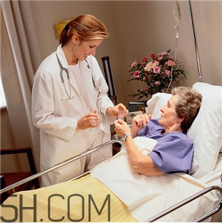 白內(nèi)障能治好嗎？白內(nèi)障能做二次手術(shù)嗎？