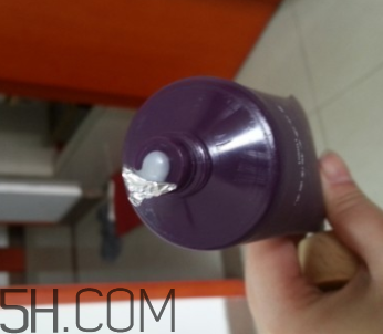 御泥坊黑玫瑰潔面乳怎么樣？御泥坊黑玫瑰潔面乳好用嗎？