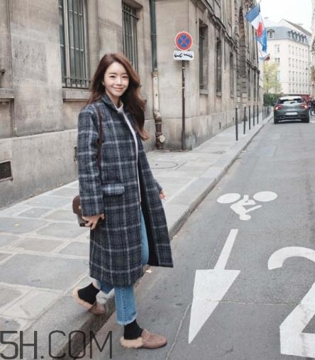 韓版格子大衣怎么搭配？韓版格子大衣搭配圖片