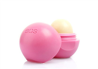 eos潤唇球好用嗎？eos潤唇球使用心得