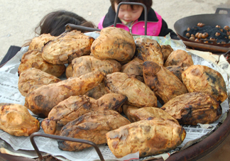 烤紅薯可以過(guò)夜嗎？烤紅薯皮能吃嗎