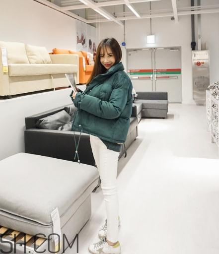 綠色羽絨服怎么搭配？綠色羽絨服搭配圖片