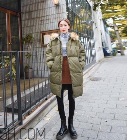 綠色羽絨服怎么搭配？綠色羽絨服搭配圖片