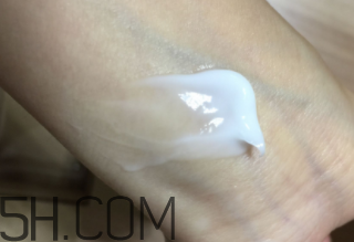 御泥坊礦物養(yǎng)膚霜怎么樣？御泥坊礦物養(yǎng)膚霜好用嗎？