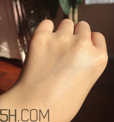 御泥坊礦物養(yǎng)膚霜怎么樣？御泥坊礦物養(yǎng)膚霜好用嗎？