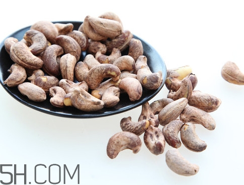 腰果是發(fā)物嗎？腰果有補(bǔ)腎的功效嗎