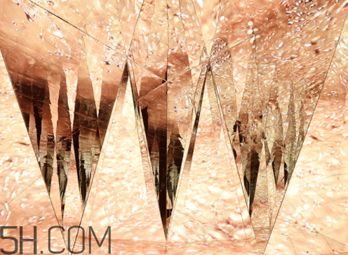 海藍之謎鎏金煥顏精華液多少錢？怎么用？