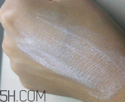 稚優(yōu)泉素顏霜怎么用？稚優(yōu)泉素顏霜要卸嗎？